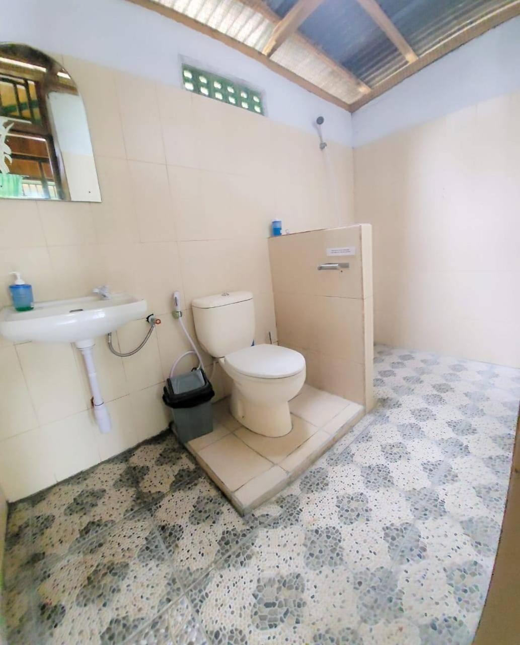 Bunaken Sea Garden Resort Exterior photo