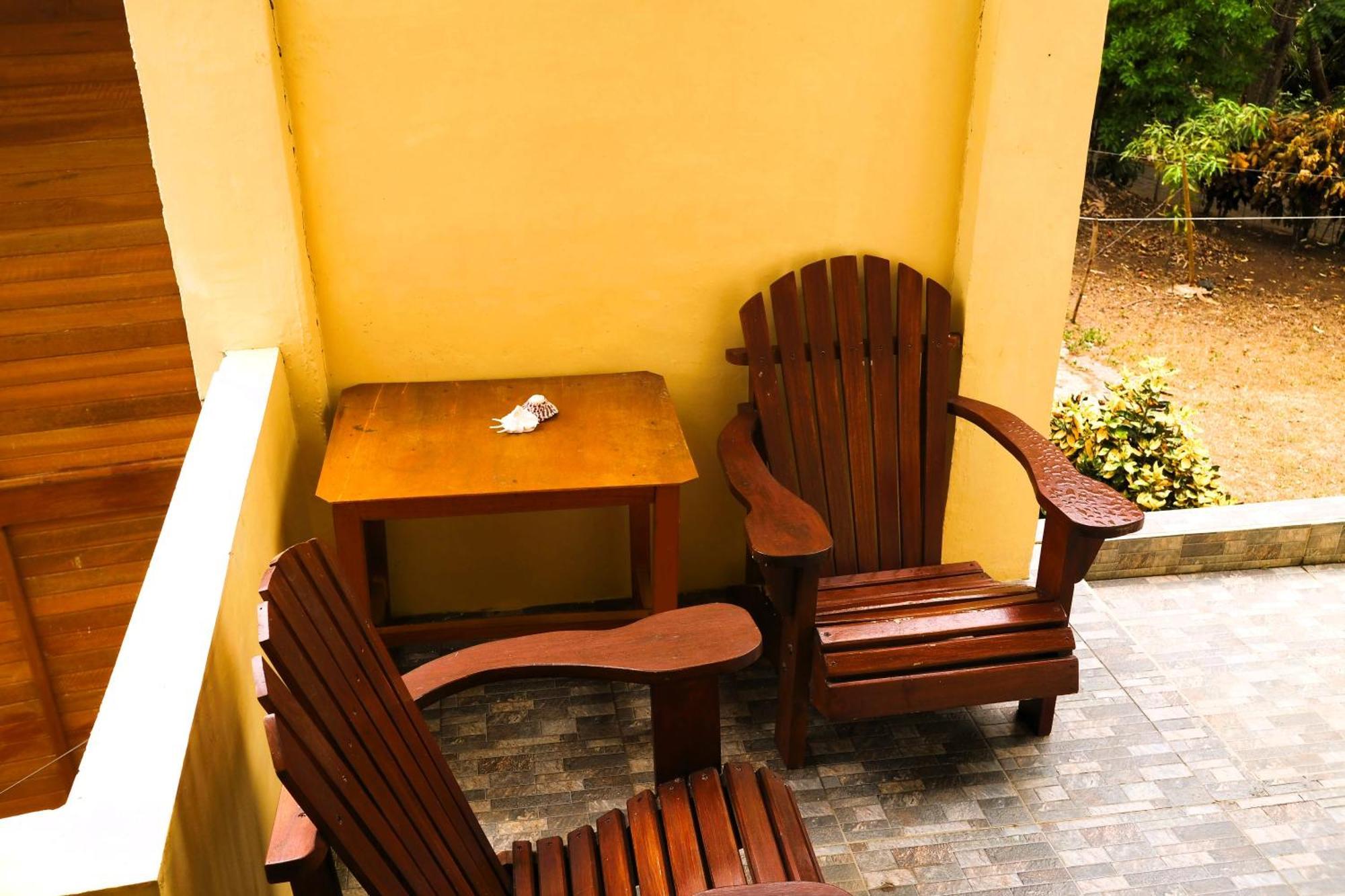 Bunaken Sea Garden Resort Exterior photo